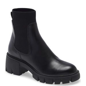Steve Madden Hayle Platform Chelsea Boots